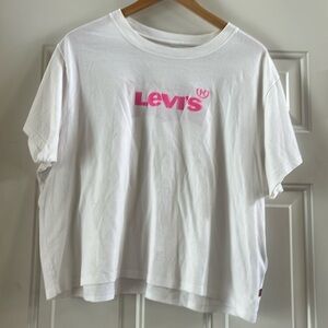 Levi’s women’s t shirt